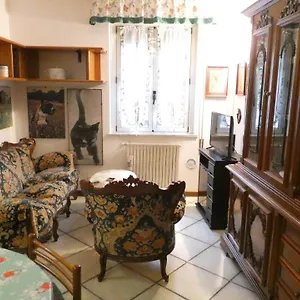 Ilgattosuruotefinalligure Appartamento Finale Ligure